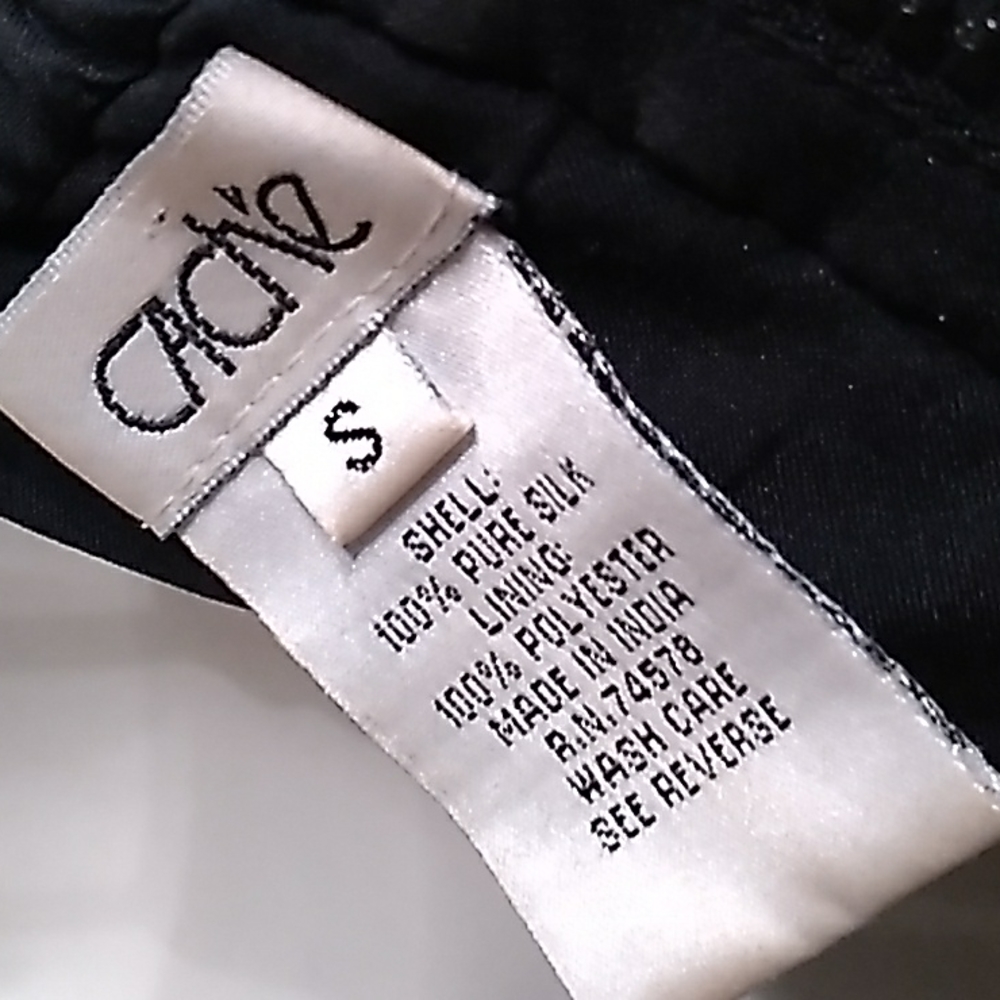 Cache Top Sequins - image 8